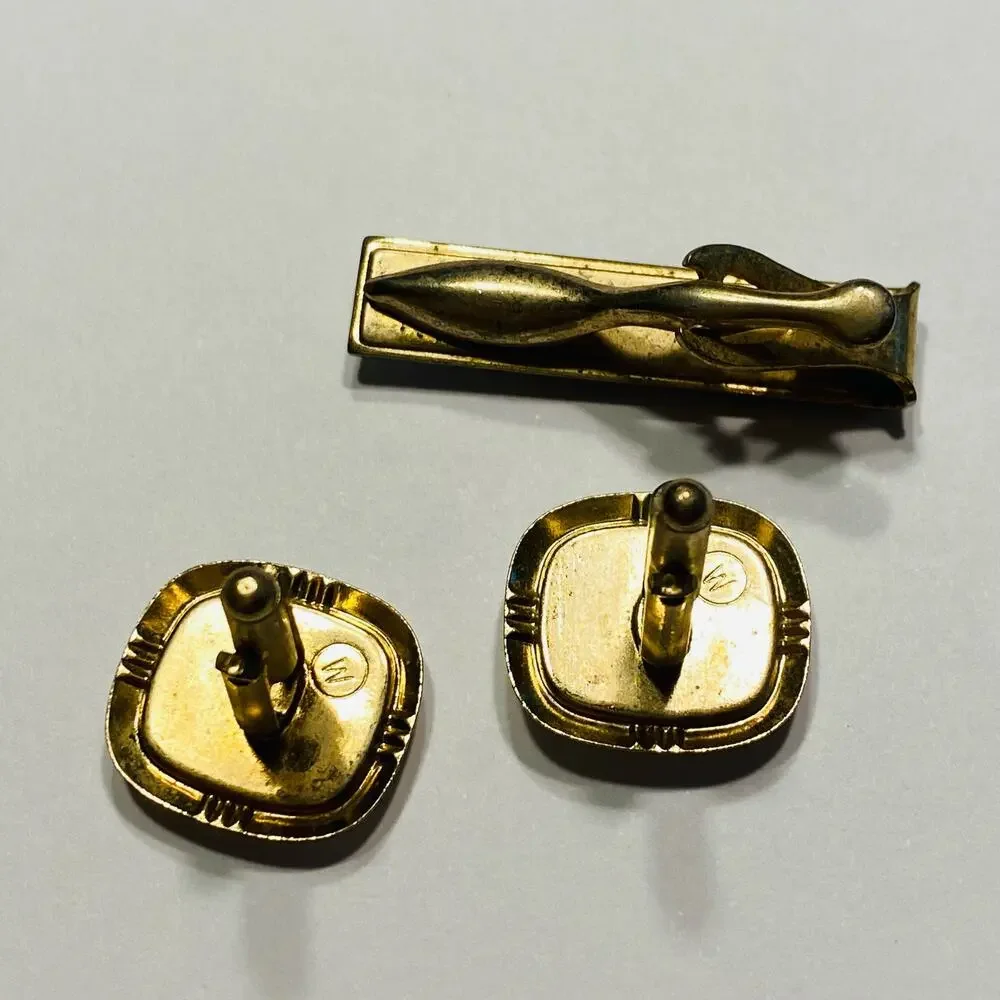 Vintage Mid Century Jewelry Set for Man Tie Bar Cufflinks Goldtone & Texture MOP